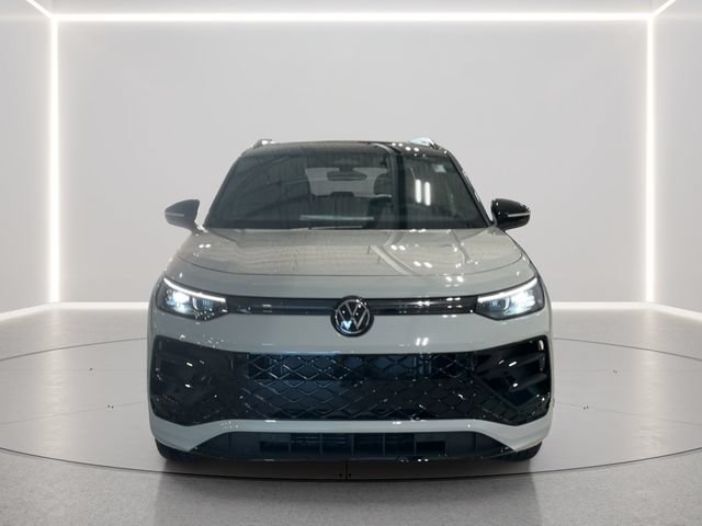 New 2026 Volkswagen Tiguan SE R-Line AWD/4WD image 9