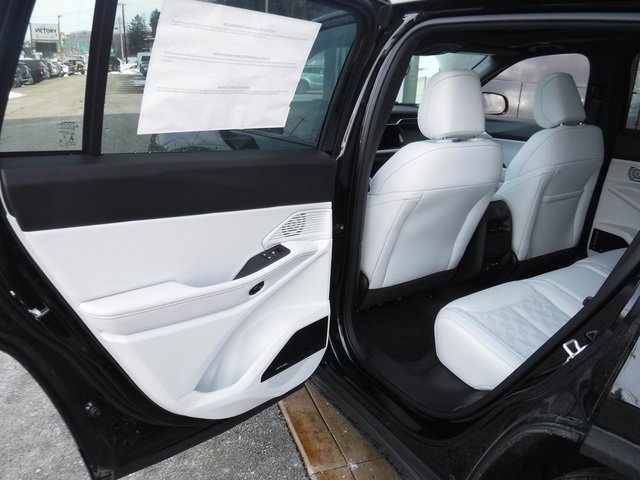 New 2026 Jeep Cherokee Overland image 38