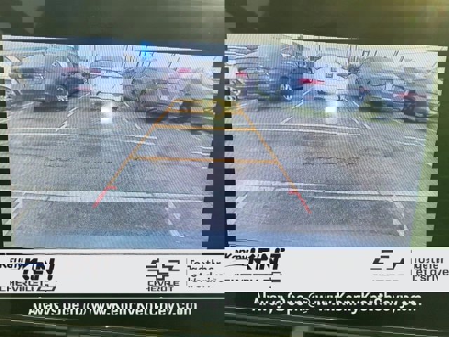 Used 2024 Chevrolet Trax LS w/ LS Convenience Package image 2