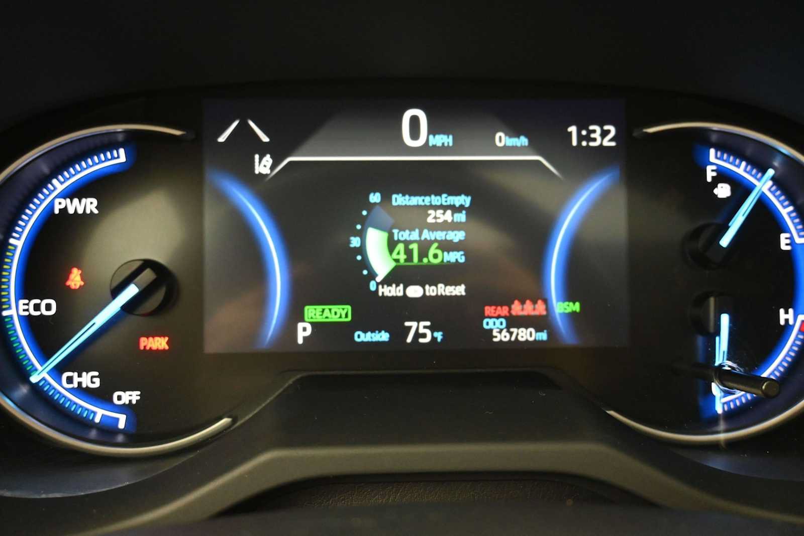 Used 2019 Toyota RAV4 XSE AWD/4WD image 17