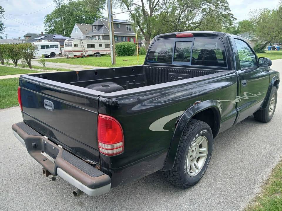 Used 2004 Dodge Dakota 2WD Regular Cab w/ Tire & Handling Group image 5