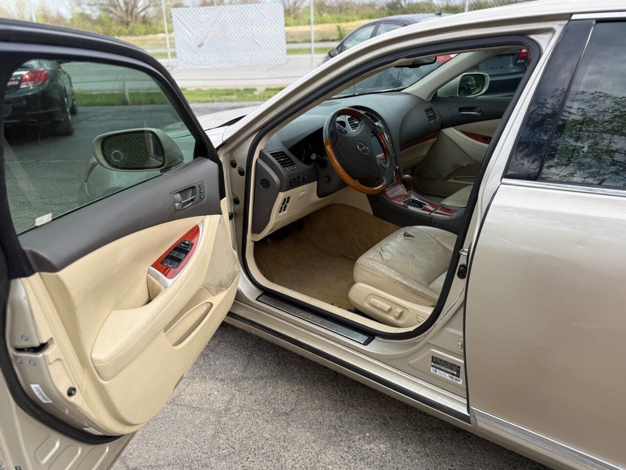 Used 2010 Lexus ES 350 FWD image 8