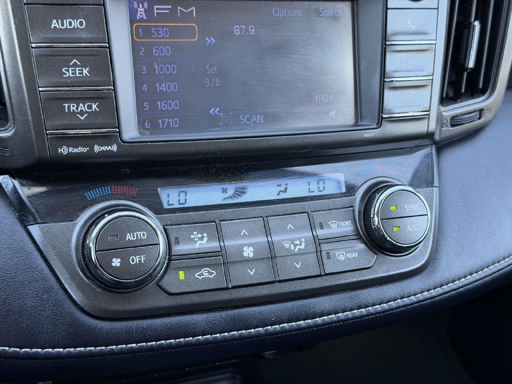 Used 2013 Toyota RAV4 XLE FWD image 5