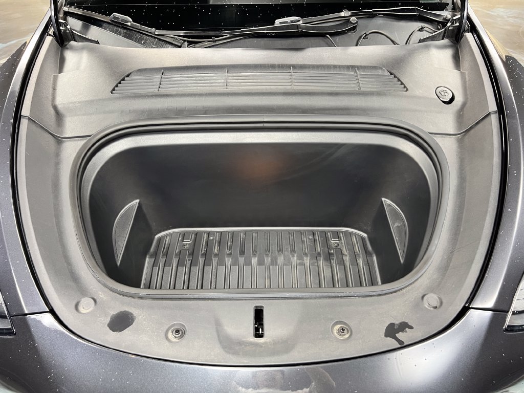 Used 2024 Tesla Model Y Long Range AWD/4WD image 10