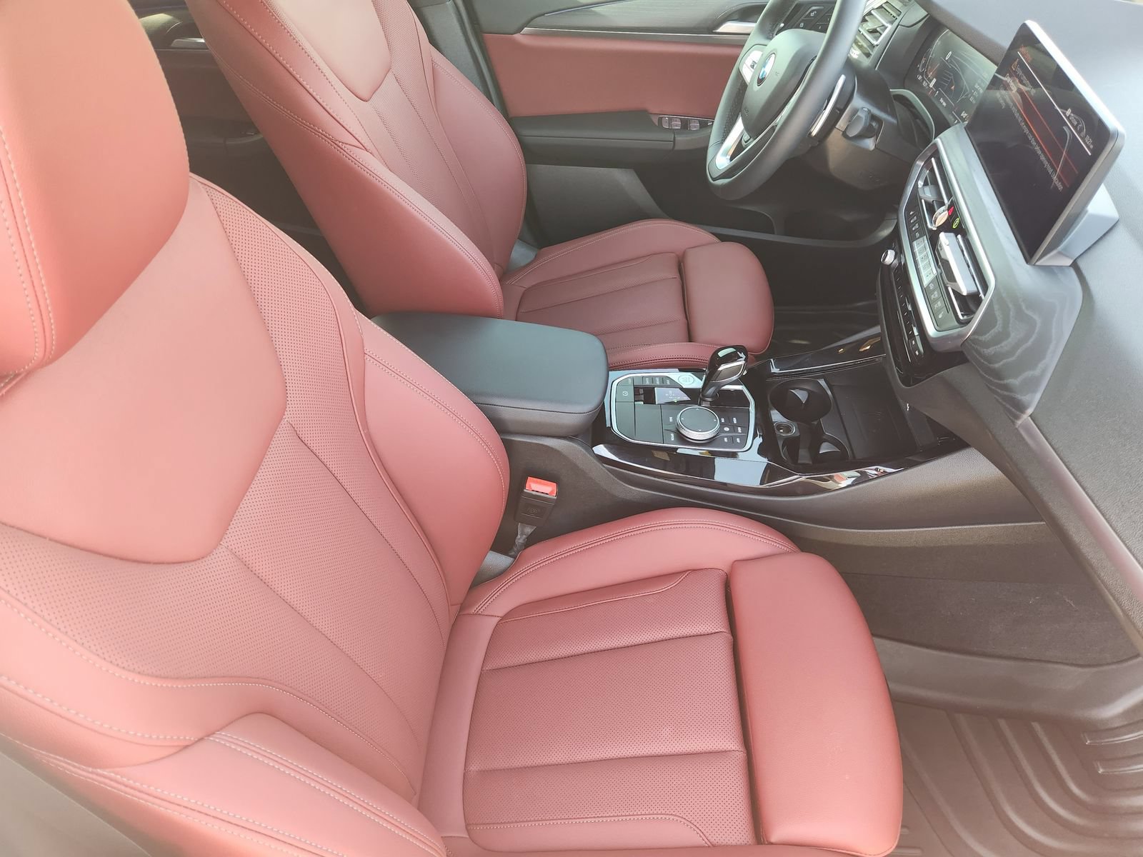 Used 2024 BMW X3 sDrive30i w/ Premium Package RWD image 19