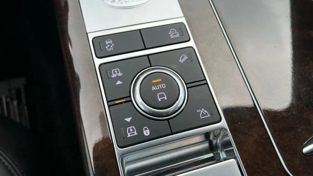 Used 2019 Land Rover Range Rover Long Wheelbase Supercharged image 90