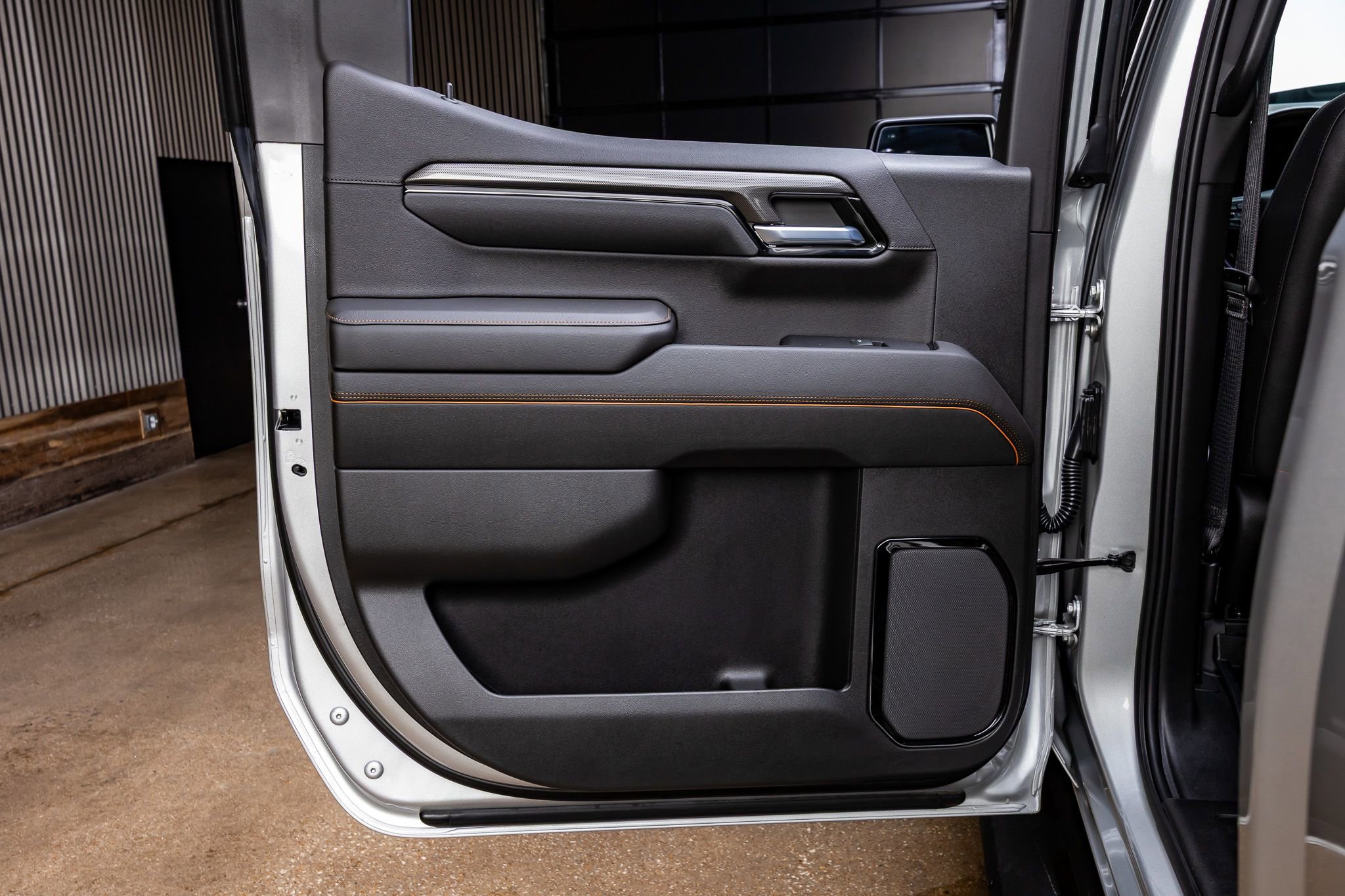 Used 2022 GMC Sierra 1500 AT4 w/ AT4 Premium Package AWD/4WD image 37