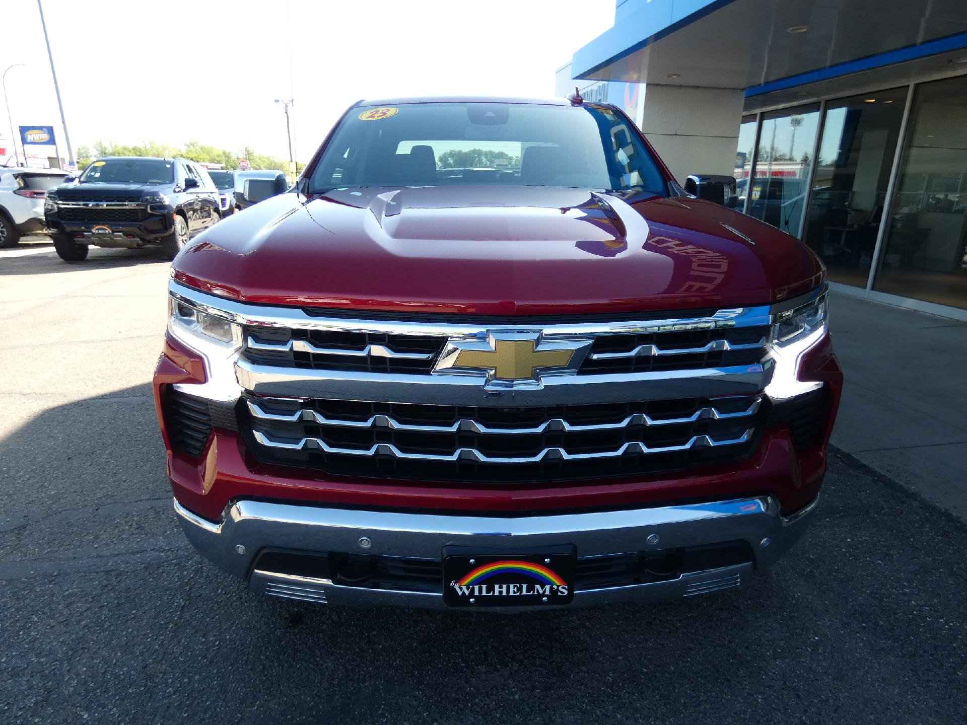 Used 2023 Chevrolet Silverado 1500 LTZ w/ Z71 Off-Road Package AWD/4WD image 5