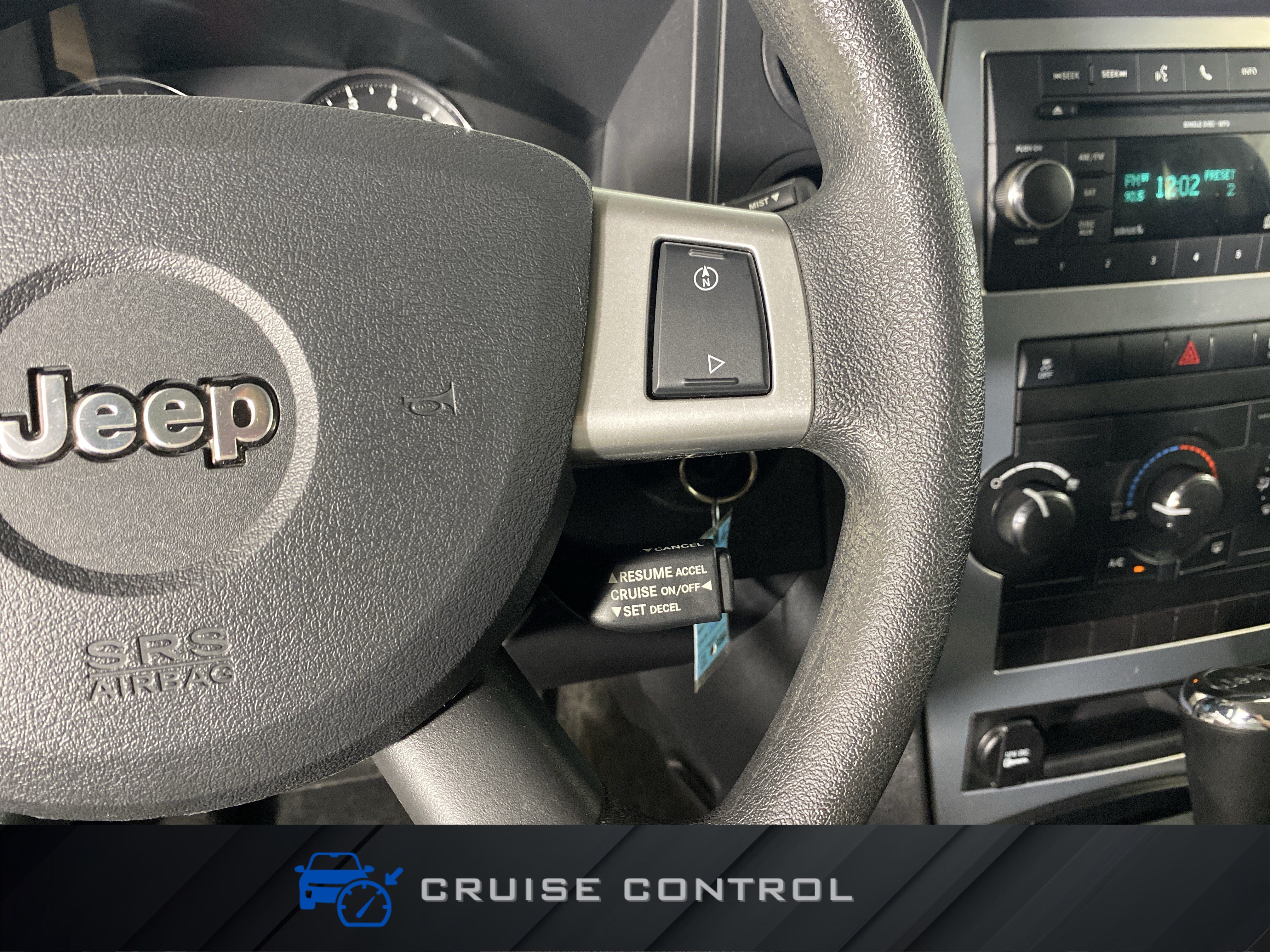 Used 2010 Jeep Commander Sport AWD/4WD image 18