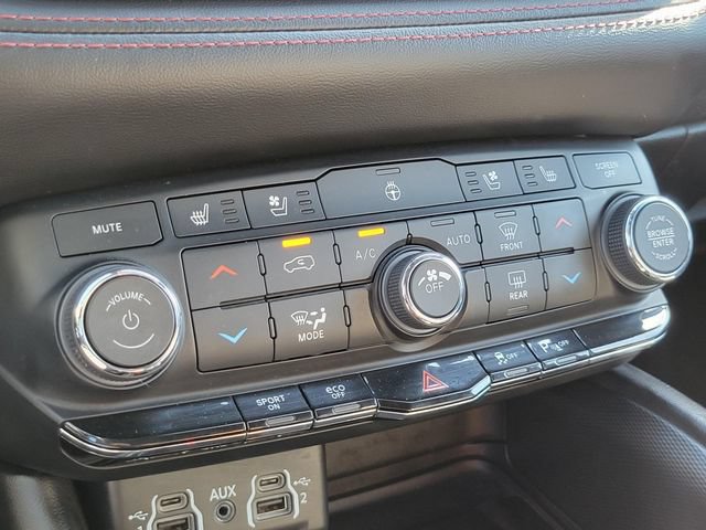 Used 2021 Dodge Durango R/T w/ Blacktop Package AWD/4WD image 9