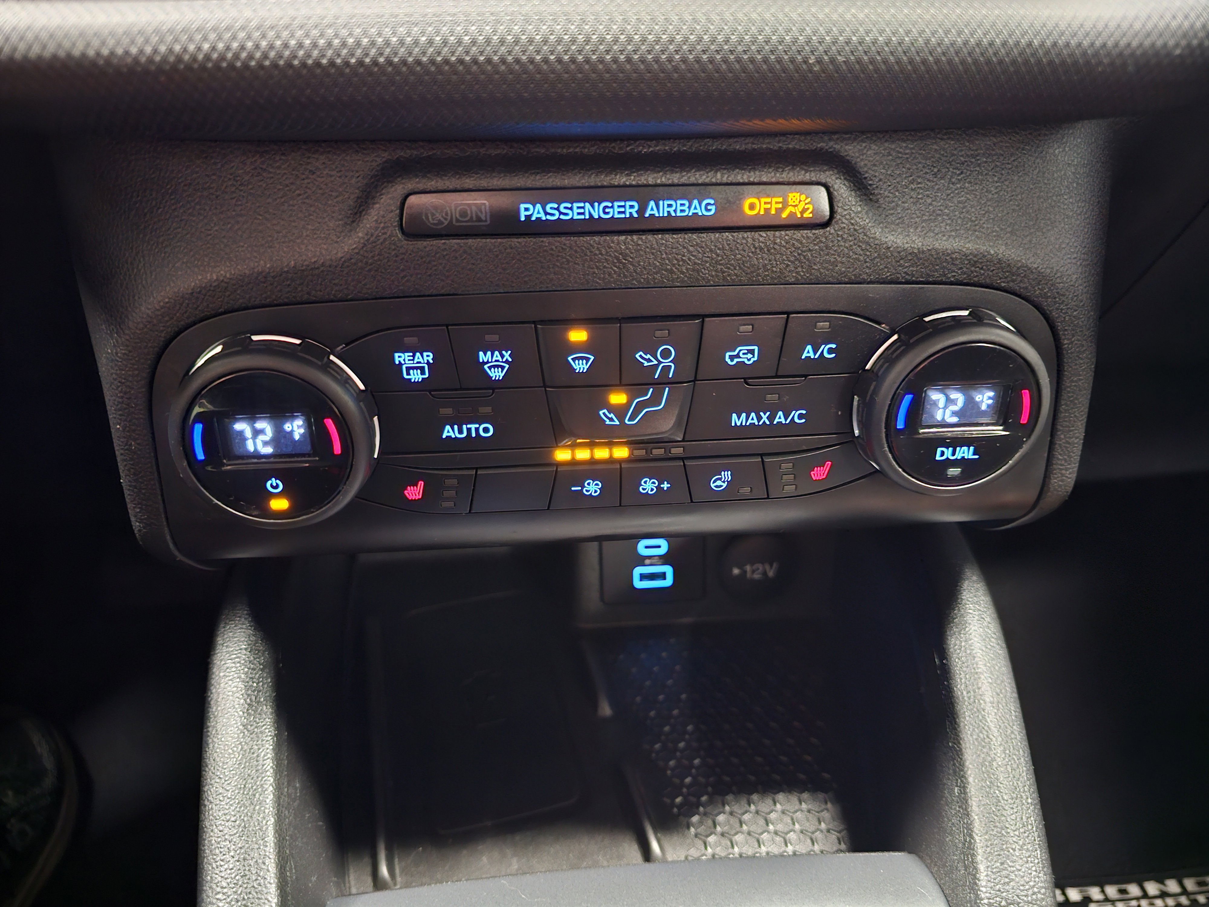 Used 2021 Ford Bronco Sport Outer Banks w/ Outer Banks Package (96D) AWD/4WD image 23