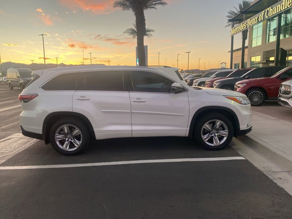 Used 2016 Toyota Highlander Limited Platinum w/ Protection Package #3 AWD/4WD image 4