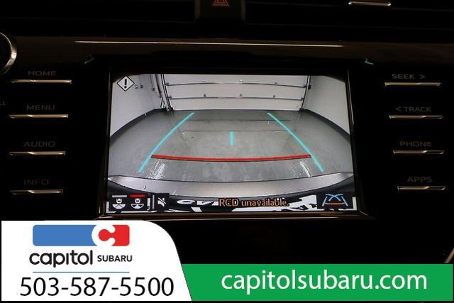 Used 2018 Toyota Camry LE w/ Moonroof Package image 27