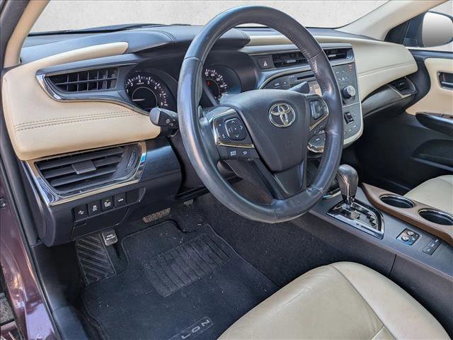 Used 2017 Toyota Avalon Touring image 10