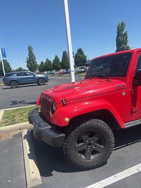Used 2015 Jeep Wrangler Unlimited Sahara AWD/4WD image 11