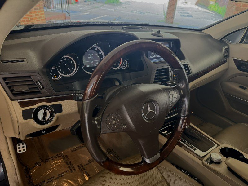 Used 2010 Mercedes-Benz E 550 Coupe image 16