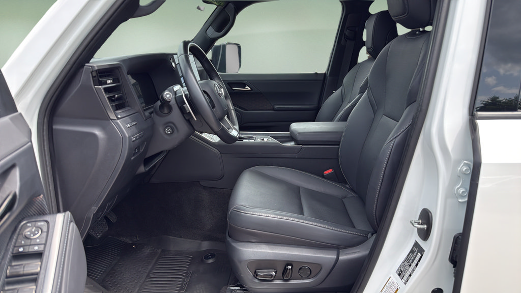 Certified 2025 Lexus GX 550 w/ Accessory Package (2T) AWD/4WD image 11