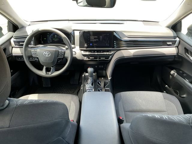 Used 2025 Toyota Camry LE w/ Convenience Package FWD image 22