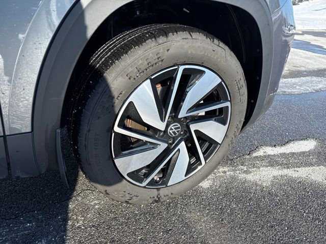 Used 2025 Volkswagen Atlas SEL image 9