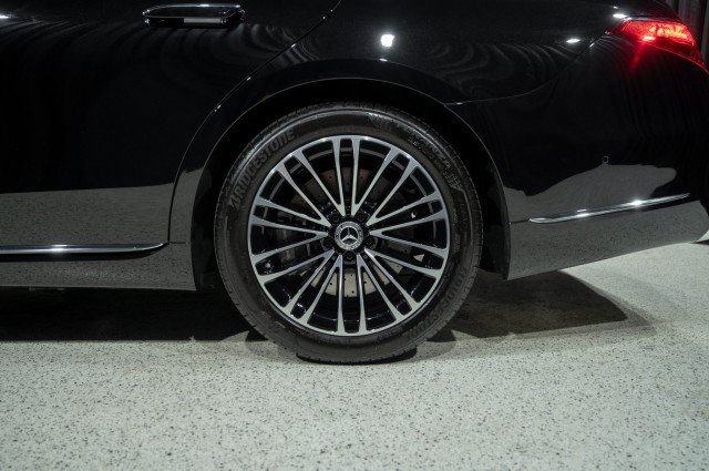 Certified 2026 Mercedes-Benz S 500 4MATIC image 5