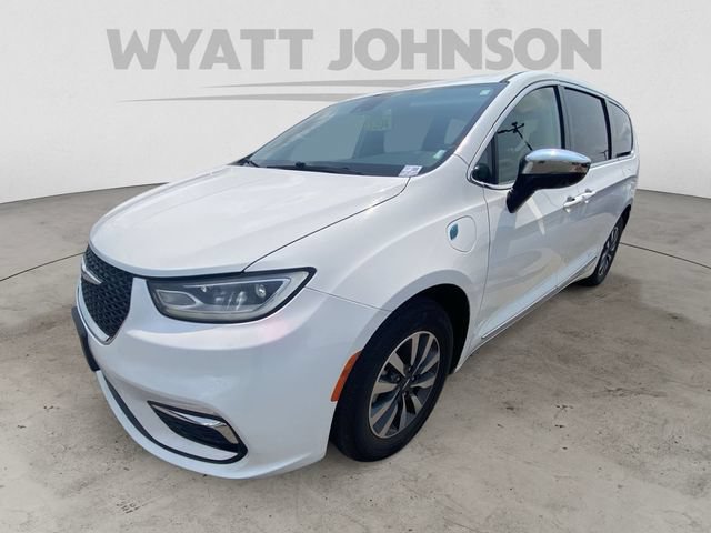 Used 2023 Chrysler Pacifica Limited