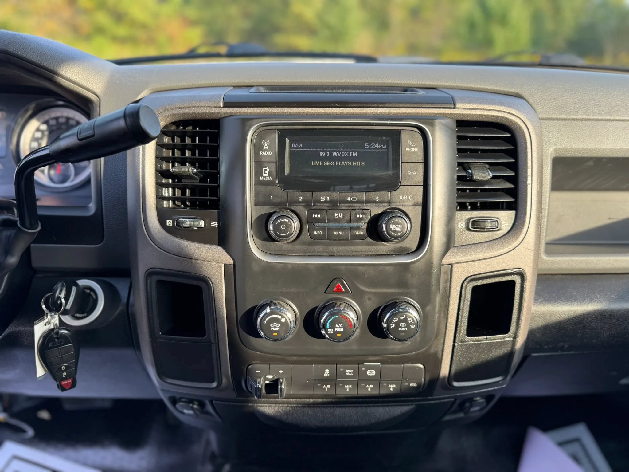 Used 2018 RAM 5500 Tradesman w/ Power & Remote Entry Group RWD image 16