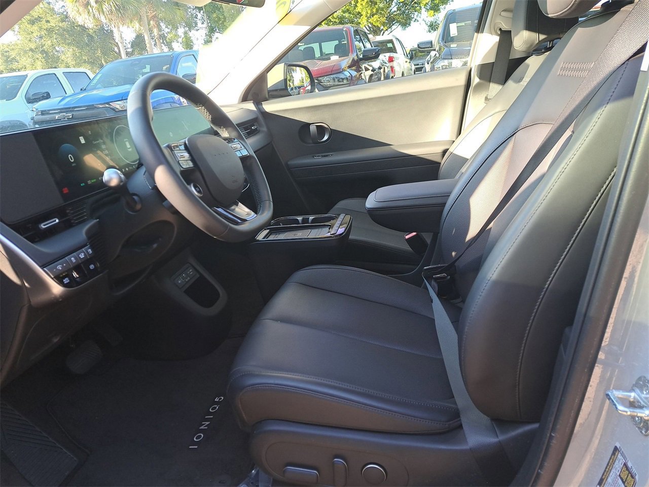 Used 2025 Hyundai Ioniq 5 SEL image 16