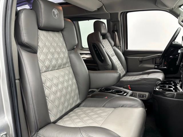 Used 2022 GMC Savana 2500 Extended w/ Enhanced Convenience Package RWD image 23