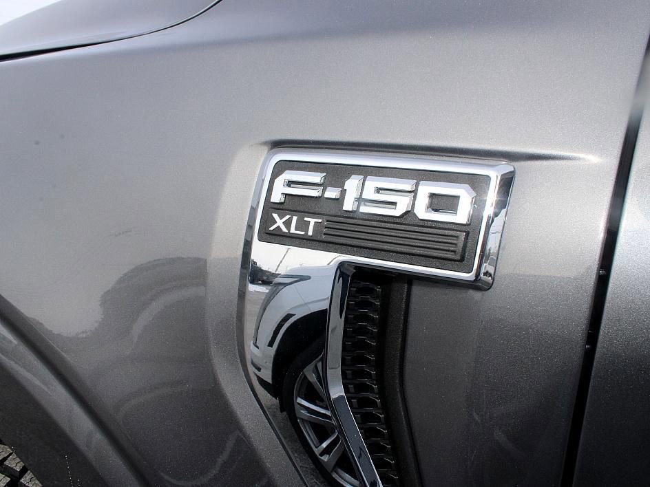 Used 2022 Ford F150 XLT w/ Equipment Group 302A High image 39