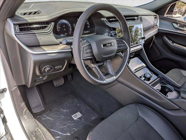 New 2026 Jeep Grand Cherokee L 4WD image 3