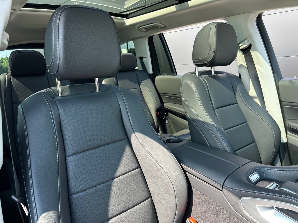 New 2026 Mercedes-Benz GLS 450 4MATIC image 29