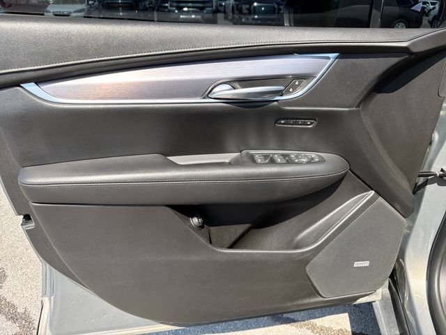 Used 2018 Cadillac XT5 Luxury w/ Driver Awareness Package AWD/4WD image 17
