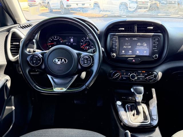 Used 2020 Kia Soul GT-Line w/ GT 2.0L Power Sunroof Package FWD image 11