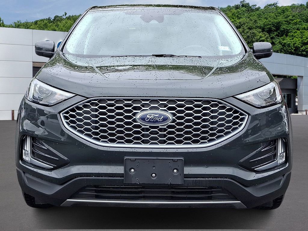 Used 2023 Ford Edge SEL AWD/4WD image 2
