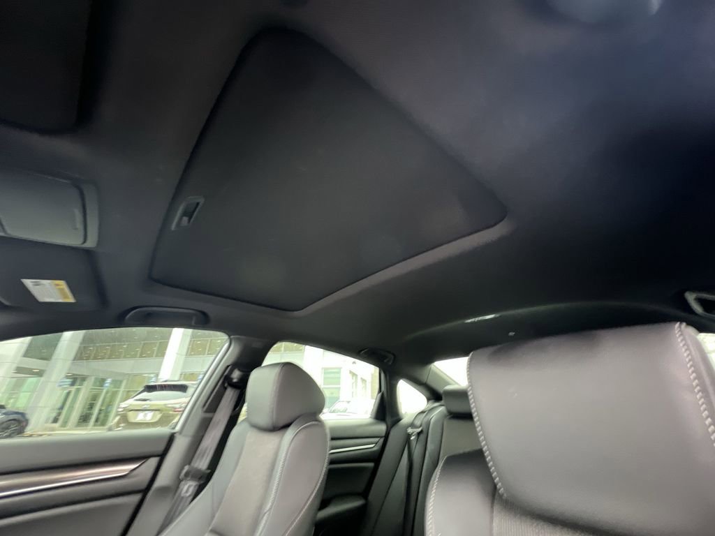 Used 2022 Honda Accord Sport image 18