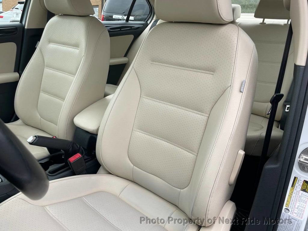 Used 2017 Volkswagen Jetta SEL FWD image 12