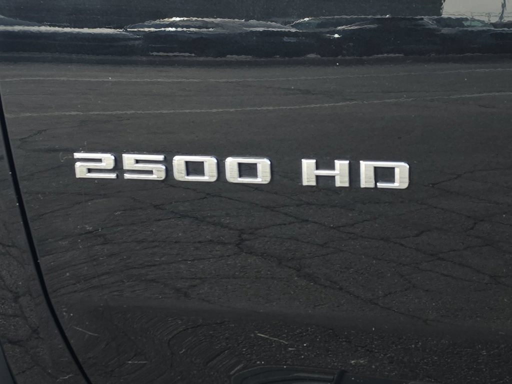 Used 2022 Chevrolet Silverado 2500 Custom w/ Infotainment Package AWD/4WD image 5