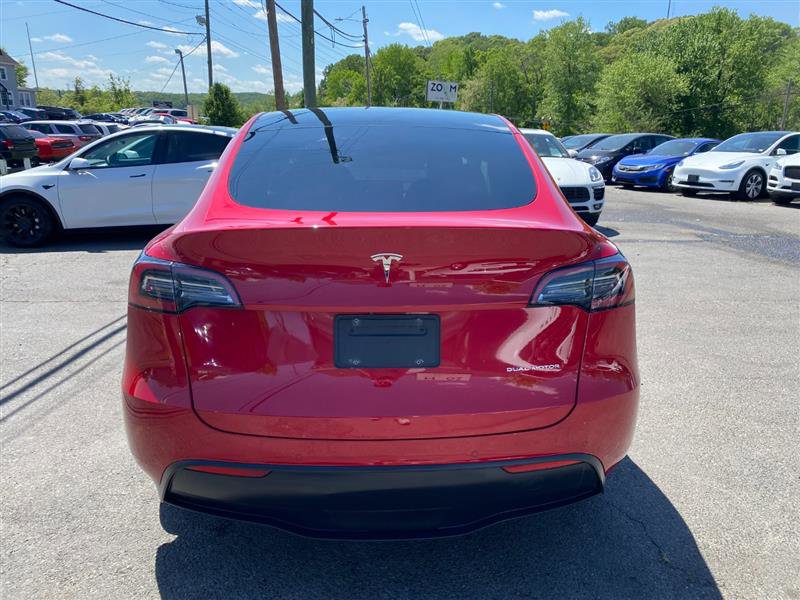 Used 2023 Tesla Model Y Long Range image 4