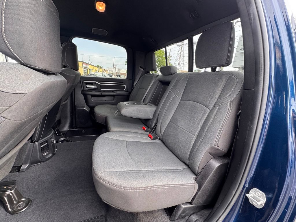 Used 2024 RAM 2500 Big Horn w/ Night Edition AWD/4WD image 17