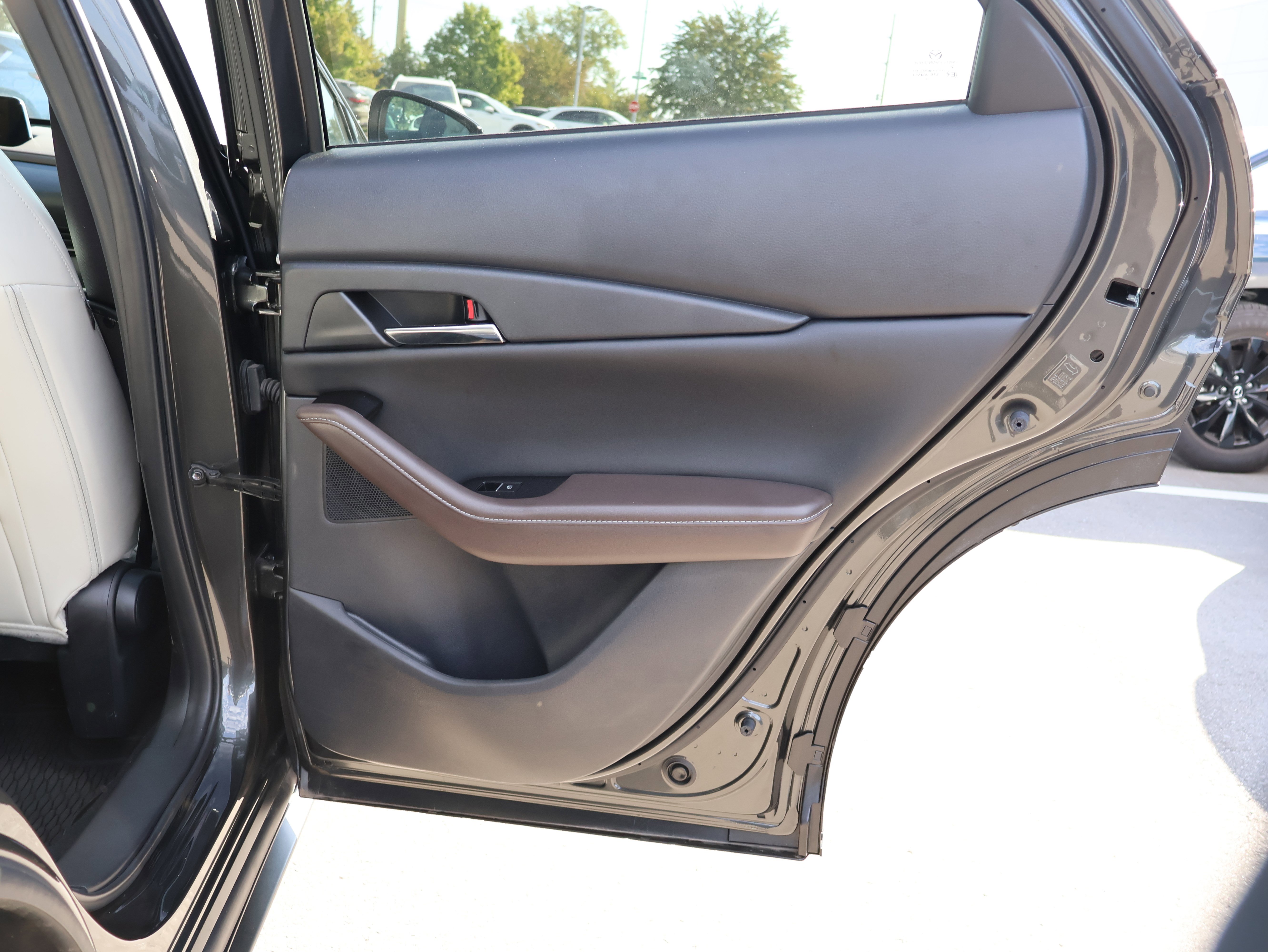 Certified 2025 MAZDA CX-30 2.5 Turbo w/ Premium Plus Pkg image 13