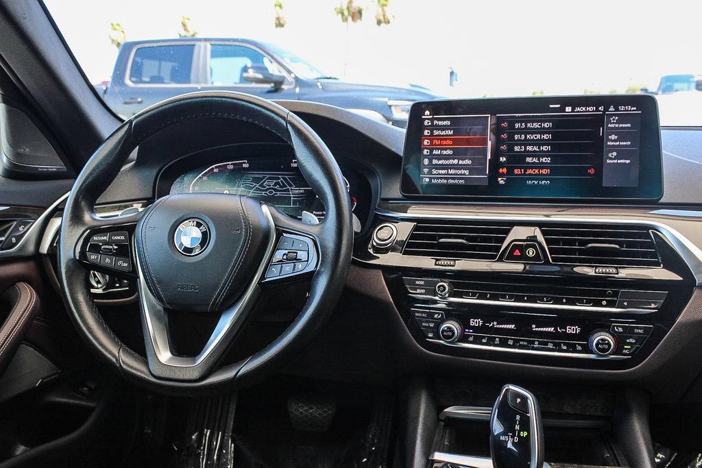 Used 2021 BMW 540i w/ Premium Package RWD image 14