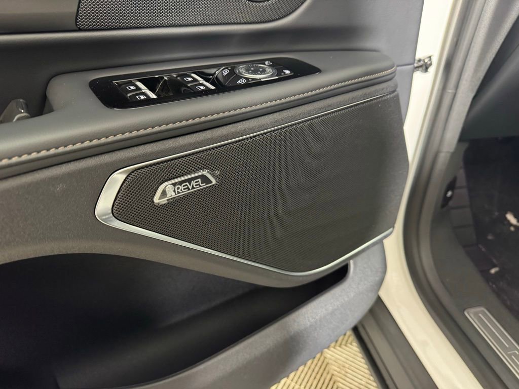 New 2026 Lincoln Nautilus Premier w/ Equipment Group 102A AWD/4WD image 16