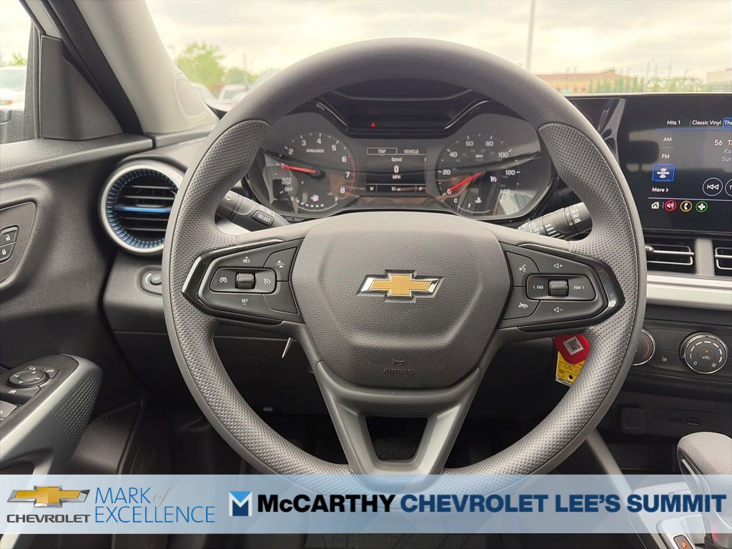 New 2026 Chevrolet Trax LS w/ LS Convenience Package FWD image 7