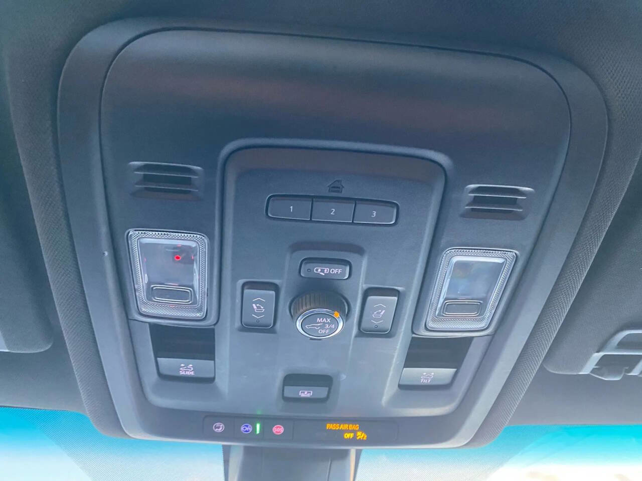 Used 2021 Chevrolet Suburban RST w/ Luxury Package image 22