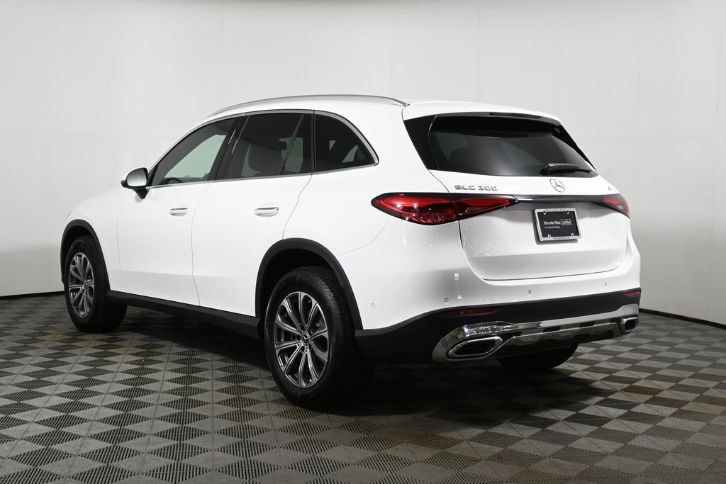 Certified 2025 Mercedes-Benz GLC 300 4MATIC image 5
