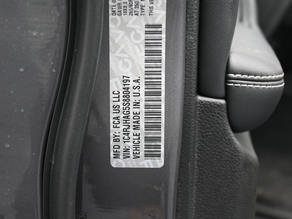 New 2025 Jeep Grand Cherokee Altitude AWD/4WD image 18