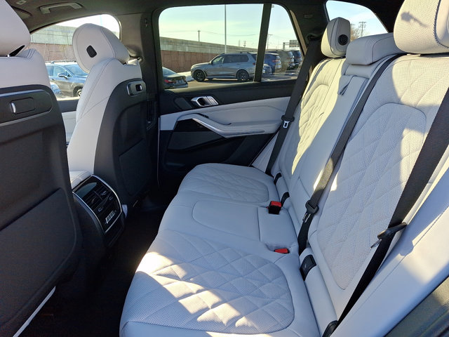 New 2026 BMW X5 xDrive40i w/ M Sport Package image 5