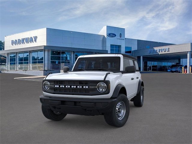 New 2025 Ford Bronco 4-Door image 2