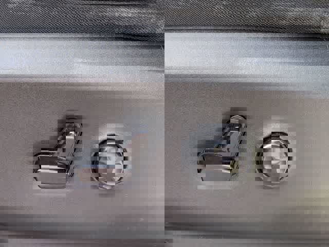 Used 2018 Chrysler Pacifica Touring-L Plus image 17