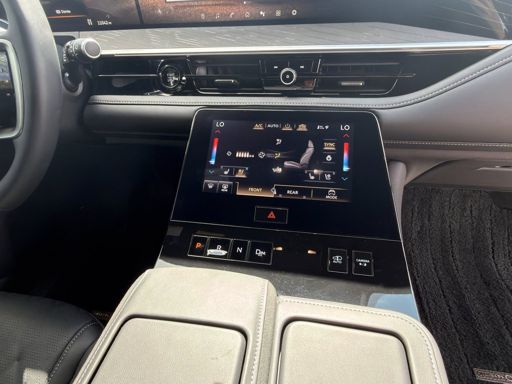 Used 2025 INFINITI QX80 Autograph image 15